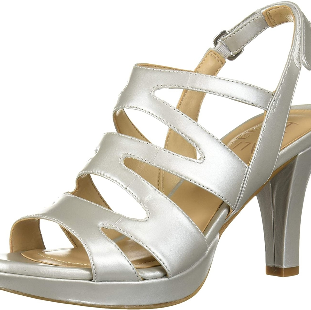Naturalizer Pressley dress sandal in soft silver